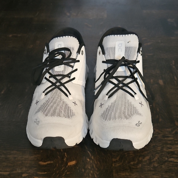 On Running White and Black Sneakers - Picture 2 of 9